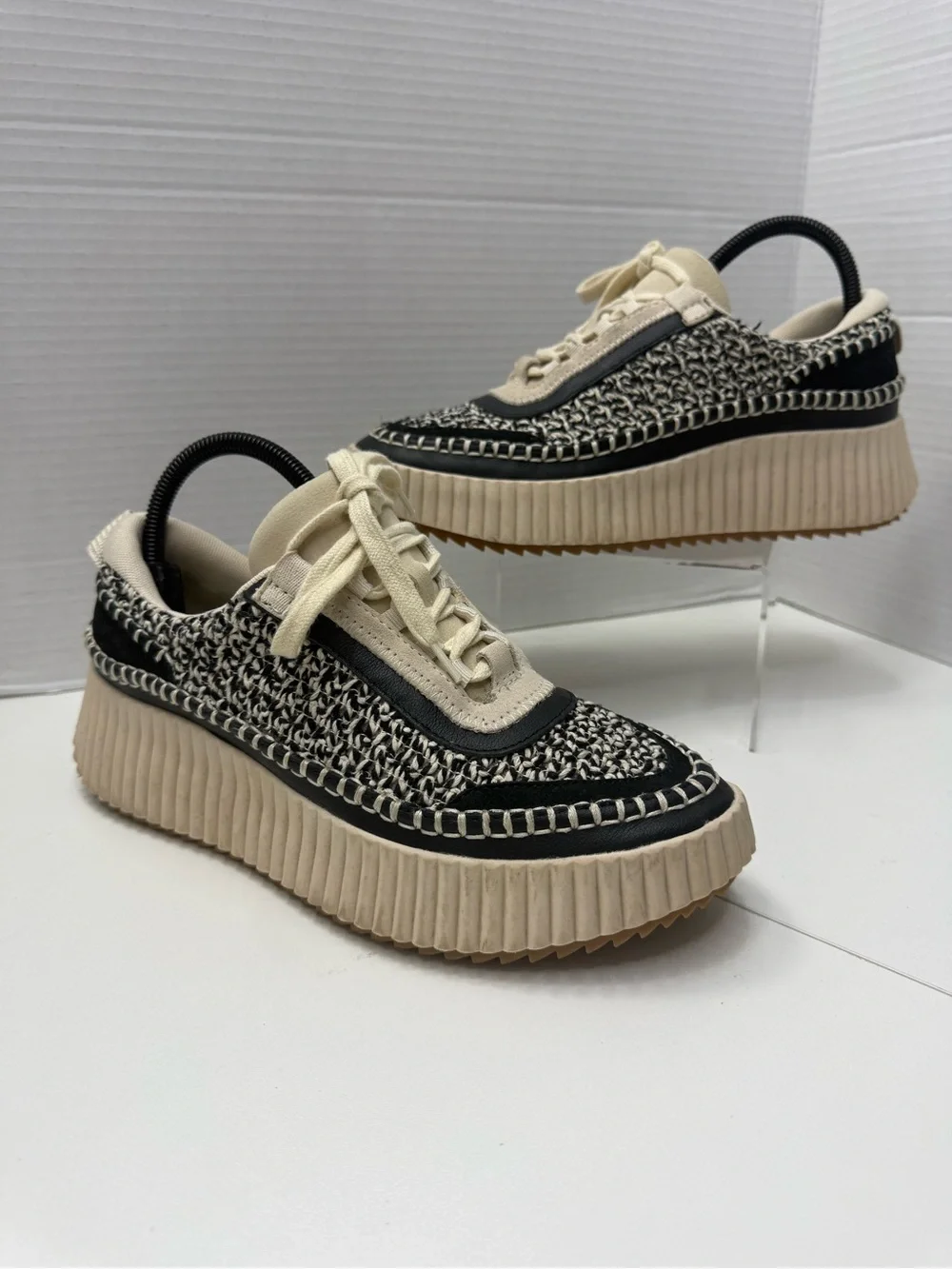 Dolce Vita stylish cream